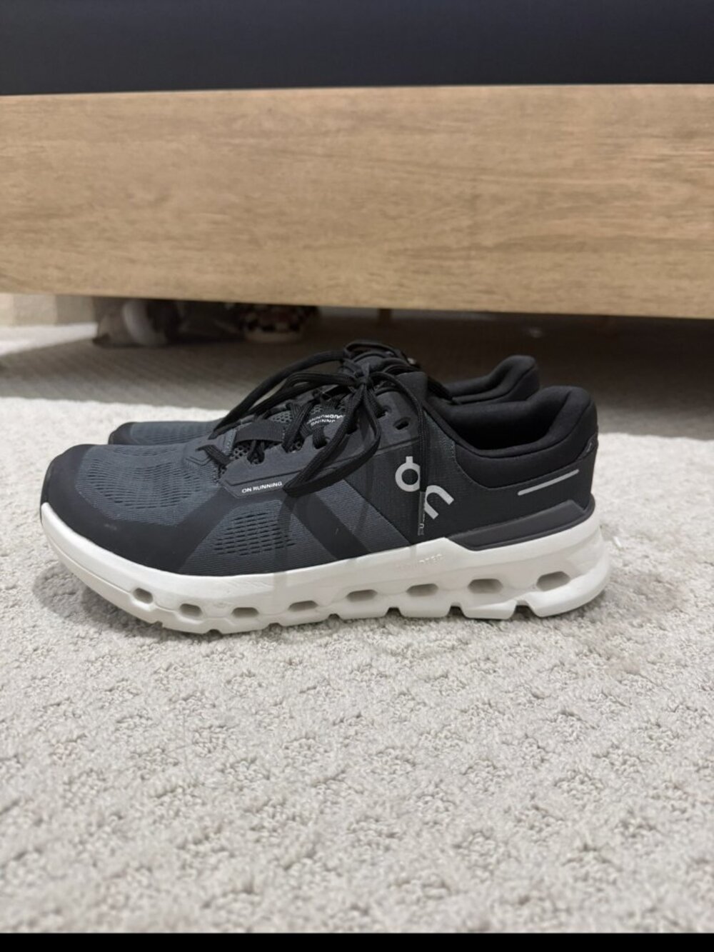 On Cloud Cloud Runner Womens Size10